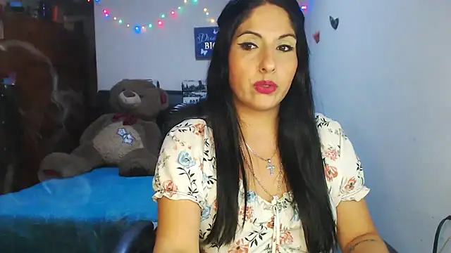 Snapshot of sahtlove1 chatting on 28, 11, 2025 sahtlove1 online show from 28, 11, 2025