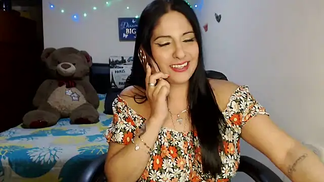 Snapshot of sahtlove1 chatting on 12, 11, 2025 sahtlove1 online show from 12, 11, 2025