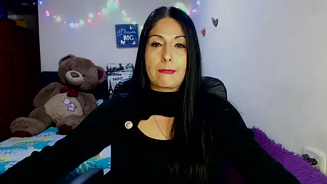 Snapshot of sahtlove1 chatting on 10, 11, 2025 sahtlove1 online show from 10, 11, 2025