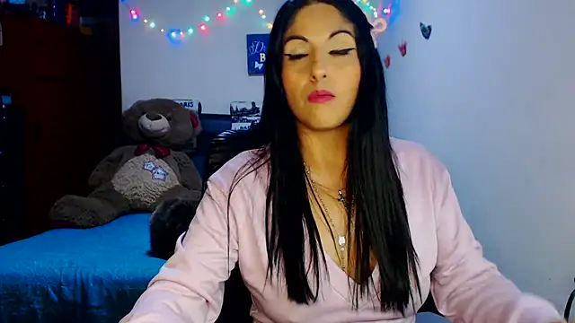 Snapshot of sahtlove1 chatting on 1, 12, 2025 sahtlove1 online show from 1, 12, 2025