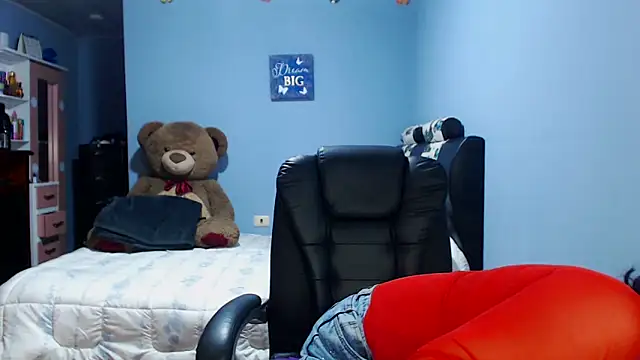 Snapshot of sahtlove1 chatting on 17, 5, 2026 sahtlove1 online show from 17, 5, 2026