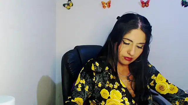 Snapshot of sahtlove1 chatting on 29, 10, 2025 sahtlove1 online show from 29, 10, 2025