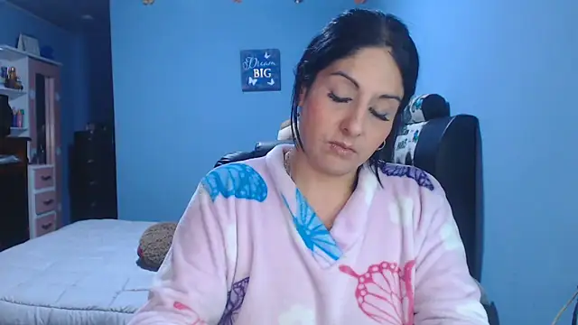 Snapshot of sahtlove1 chatting on 20, 5, 2026 sahtlove1 online show from 20, 5, 2026