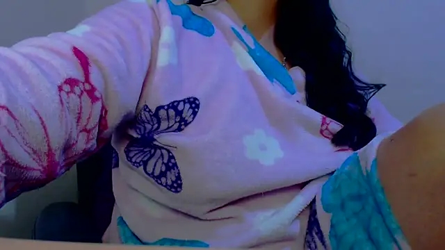 Snapshot of sahtlove1 chatting on 26, 10, 2025 sahtlove1 online show from 26, 10, 2025