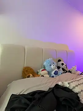 oriana zoeee online show from 4, 3, 2026