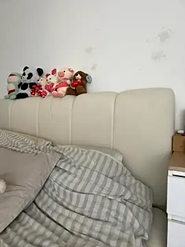 oriana zoeee online show from 12, 11, 2025