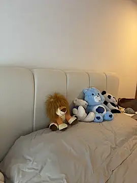 oriana zoeee online show from 13, 3, 2026