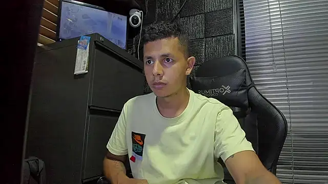 boy bigcock24cm online show from 11, 7, 2026