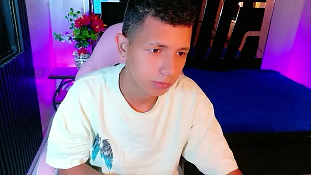 boy bigcock24cm online show from 1, 5, 2026