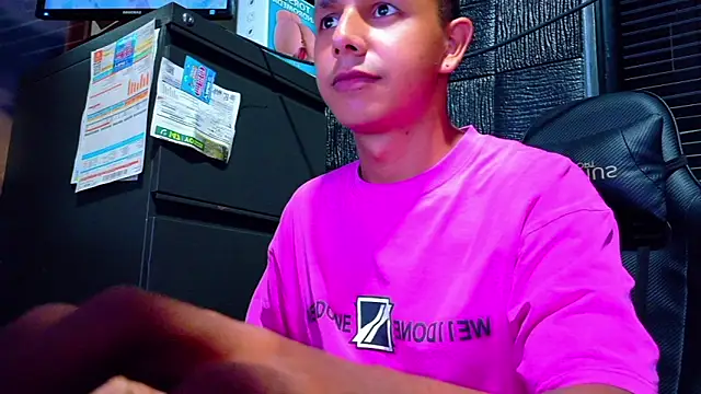 boy bigcock24cm online show from 3, 6, 2026