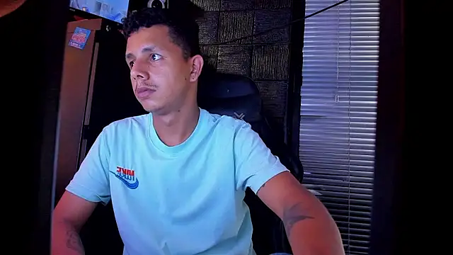 boy bigcock24cm online show from 16, 6, 2026