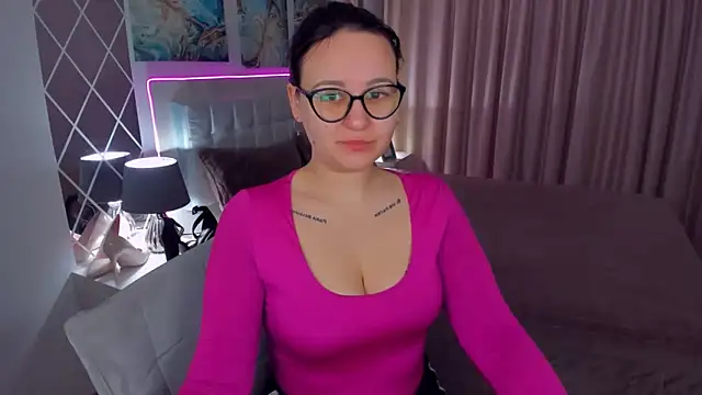 Snapshot of EsterLogan chatting on 27, 1, 2025 EsterLogan online show from 27, 1, 2025