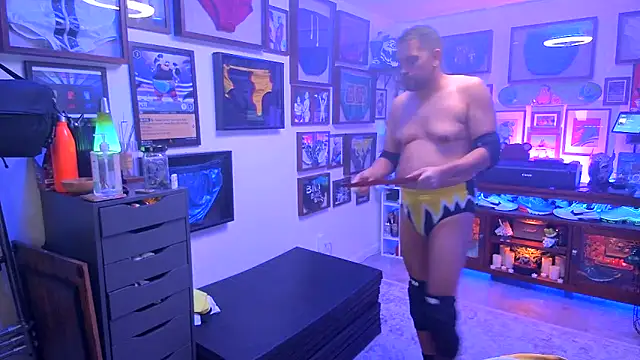 Snapshot of Briefs_bud chatting on 21, 1, 2025 Briefs bud online show from 21, 1, 2025