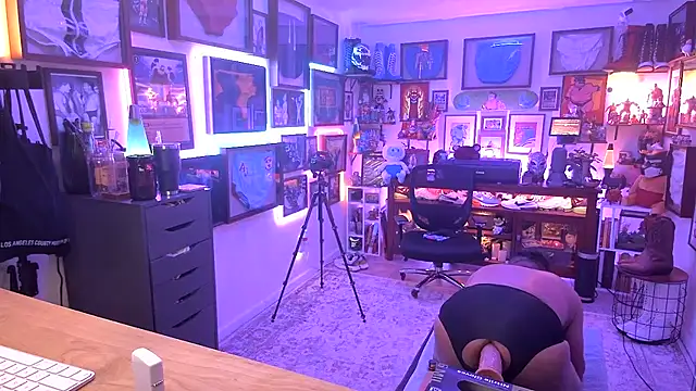 Snapshot of Briefs_bud chatting on 8, 2, 2025 Briefs bud online show from 8, 2, 2025