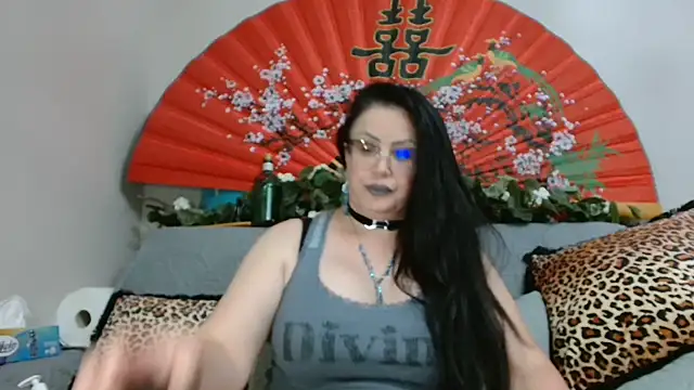 Snapshot of x__KHALEESI__x chatting on 11, 6, 2026 x KHALEESI x online show from 11, 6, 2026