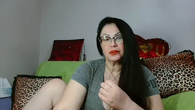 x  KHALEESI  x online show from 1, 2, 2025