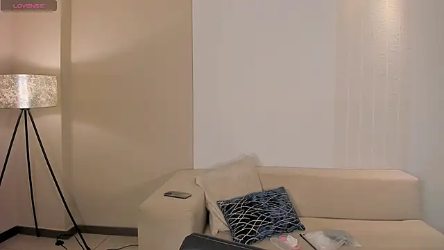 NinaMichelle online show from 25, 3, 2026