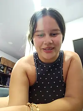 sweet lucia online show from 8, 11, 2025