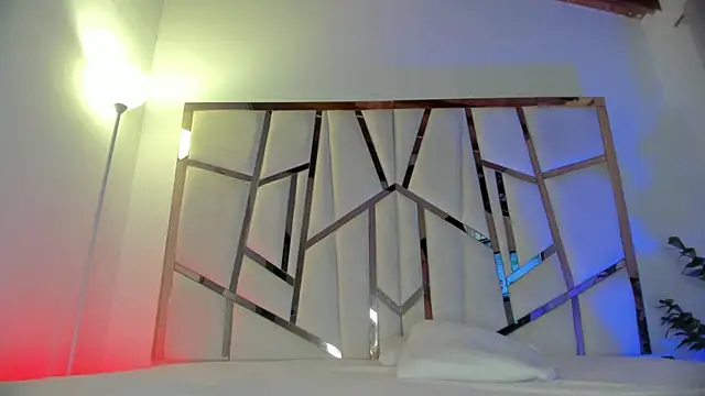 hot booty  online show from 17, 7, 2026
