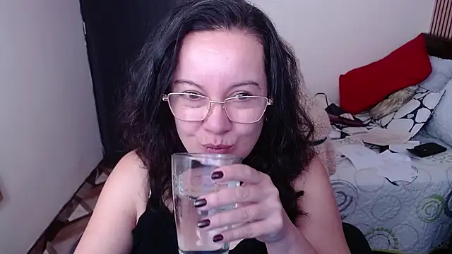 Sonialorens  online show from 8, 1, 2026