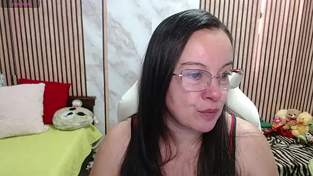Snapshot of Sonialorens_ chatting on 24, 7, 2026 Sonialorens online show from 24, 7, 2026