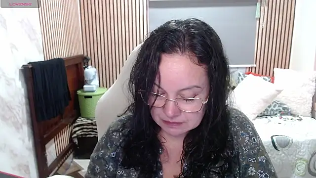 Snapshot of Sonialorens_ chatting on 21, 5, 2026 Sonialorens online show from 21, 5, 2026