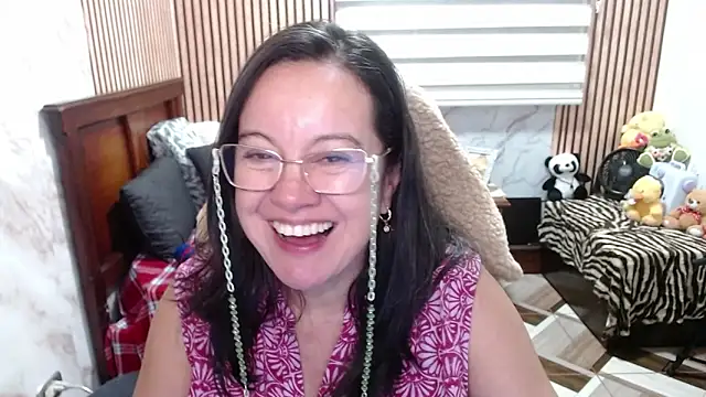 Sonialorens  online show from 18, 4, 2026