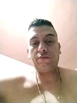 Snapshot of starplss chatting on 5, 10, 2025 starplss online show from 5, 10, 2025