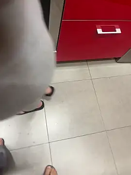 angelitasexy81 online show from 21, 10, 2025