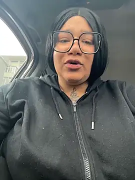 IamSashaLuv online show from 18, 12, 2025