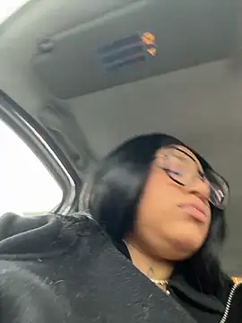 IamSashaLuv online show from 19, 12, 2025