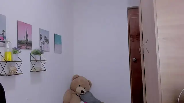 Emma lean online show from 26, 3, 2026