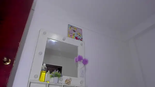 Snapshot of Emma_lean chatting on 25, 10, 2025 Emma lean online show from 25, 10, 2025