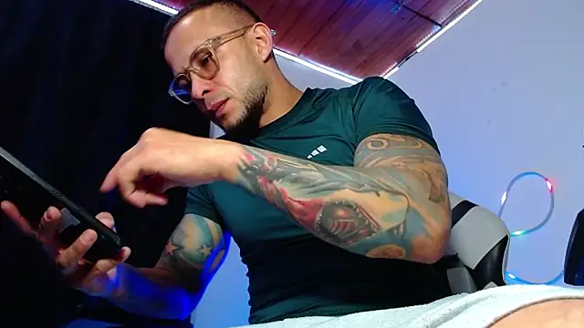 sebastian horny online show from 15, 11, 2025