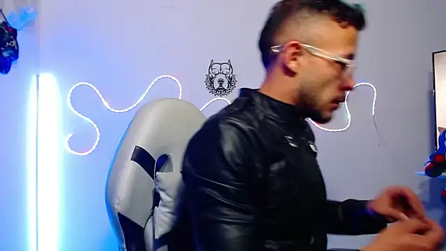 sebastian horny online show from 11, 10, 2025