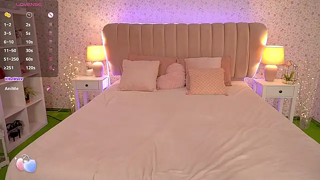 MirandaHobbs online show from 3, 2, 2025