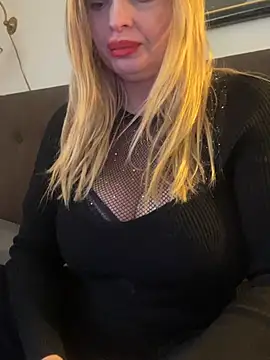 Lisavontease online show from 18, 4, 2026