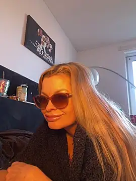 Lisavontease online show from 21, 2, 2026