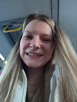 MaryHiggins online show from 20, 4, 2026