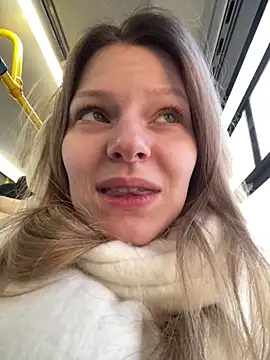 MaryHiggins online show from 22, 12, 2025