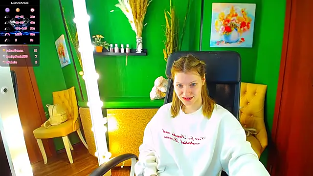 Snapshot of MaryHiggins chatting on 5, 3, 2025 MaryHiggins online show from 5, 3, 2025