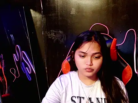 EmpressYna online show from 6, 5, 2026