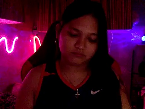 Snapshot of EmpressYna chatting on 22, 9, 2025 EmpressYna online show from 22, 9, 2025