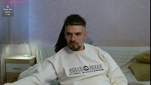 Aestheticguy101 online show from 17, 10, 2025