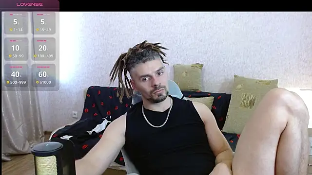 Snapshot of Aestheticguy101 chatting on 23, 7, 2026 Aestheticguy101 online show from 23, 7, 2026