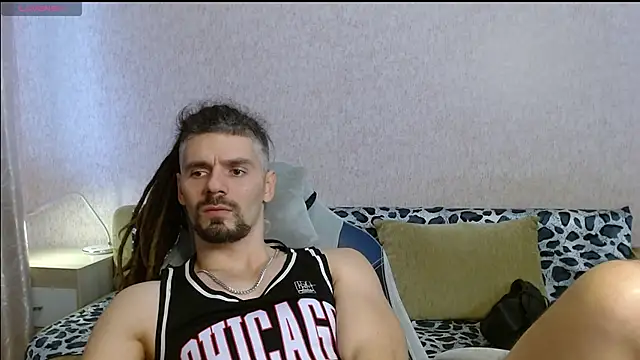 Aestheticguy101 online show from 30, 11, 2025