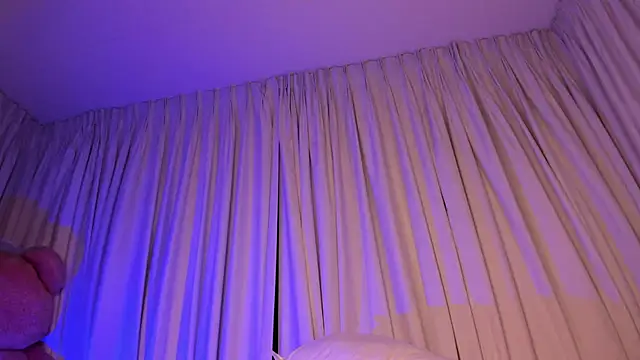 soyccherry  online show from 18, 2, 2025