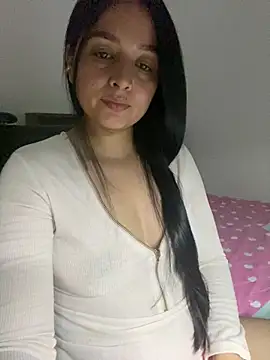 Snapshot of vellaAngel chatting on 11, 12, 2024 vellaAngel online show from 11, 12, 2024