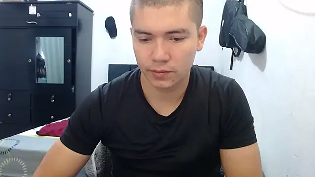 suckmydickbitch97 online show from 4, 12, 2025