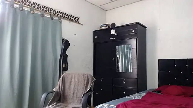 suckmydickbitch97 online show from 21, 12, 2025